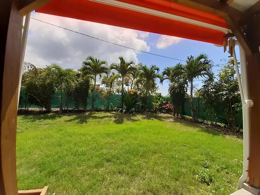 Holiday home Yuka Lodge - Bungalow Prive Avec Jardin En Pleine Nature Sainte-Anne  Guadeloupe