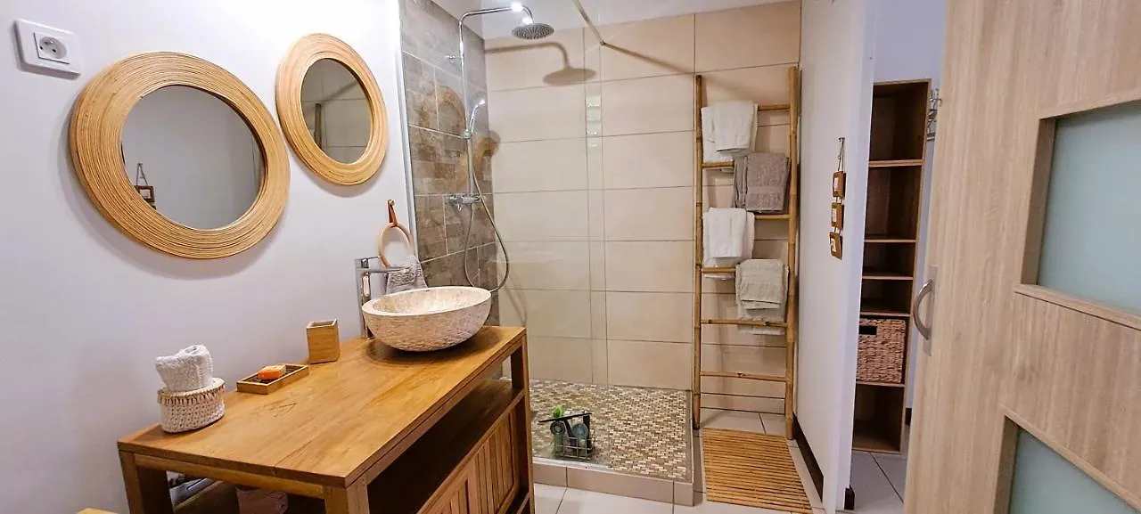 Prázdninový dům Yuka Lodge - Bungalow Prive Avec Jardin En Pleine Nature Sainte-Anne